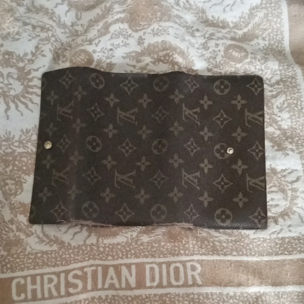 Louis Vuitton Monogram Brown Wallet